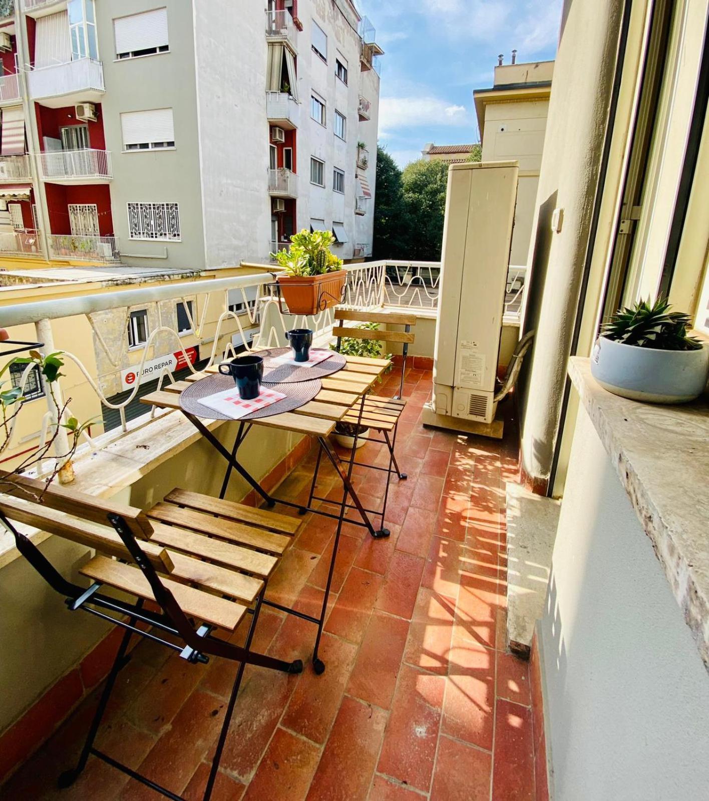 Dr House Luxury Apartment Рим Екстериор снимка