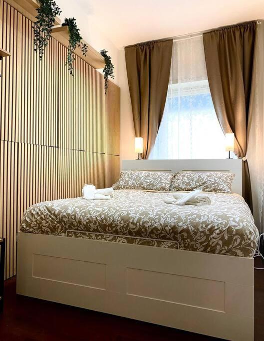 Dr House Luxury Apartment Рим Екстериор снимка